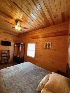 2nd bedroom alternate view 2nd bedroom alternate view